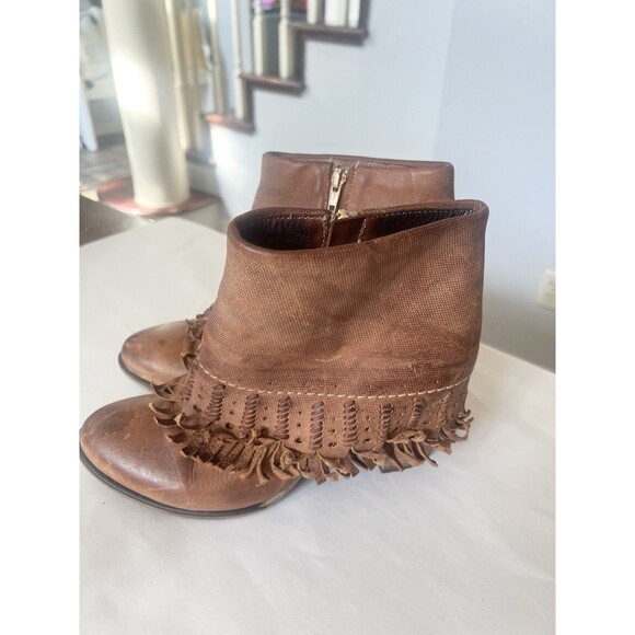 Sundance Catalog Brown Leather Fringe Booties Boots Size 40 9 9.5 Southwestern - Picture 1 of 10